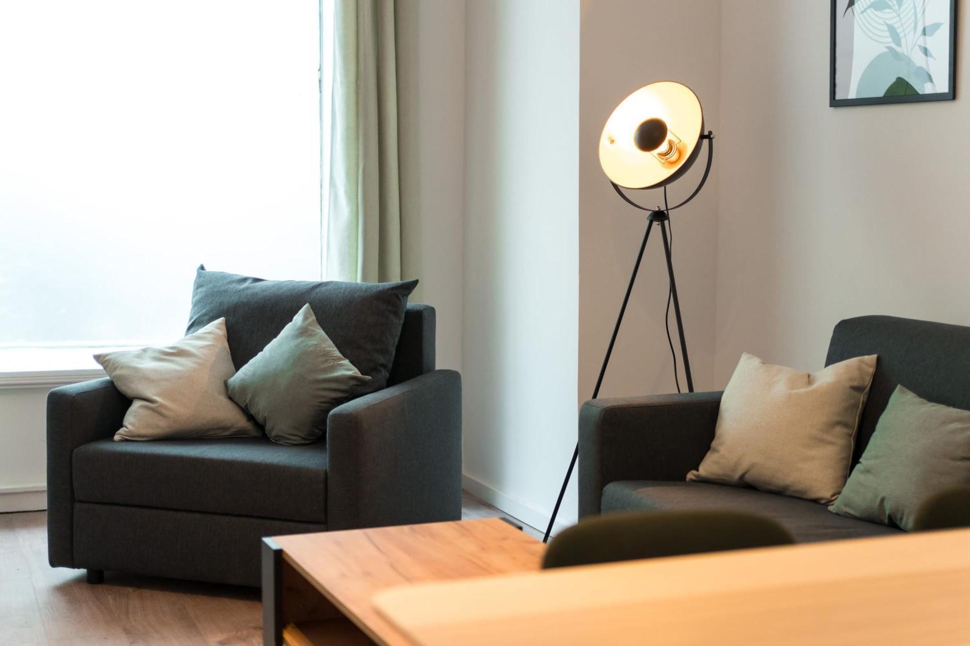 Spacious 1-Bedroom Apartment In Kreuzberg Берлин Экстерьер фото